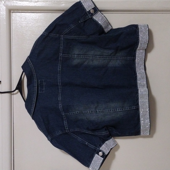 Jacket - Picture 2 of 2